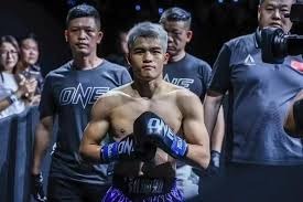 英超球员周薪TOP6：曼城揽前二，有一人颗粒无收，第一周薪提超跑