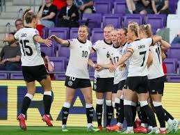 约基奇连4场三双掘金大胜76人 猛龙逆转魔术