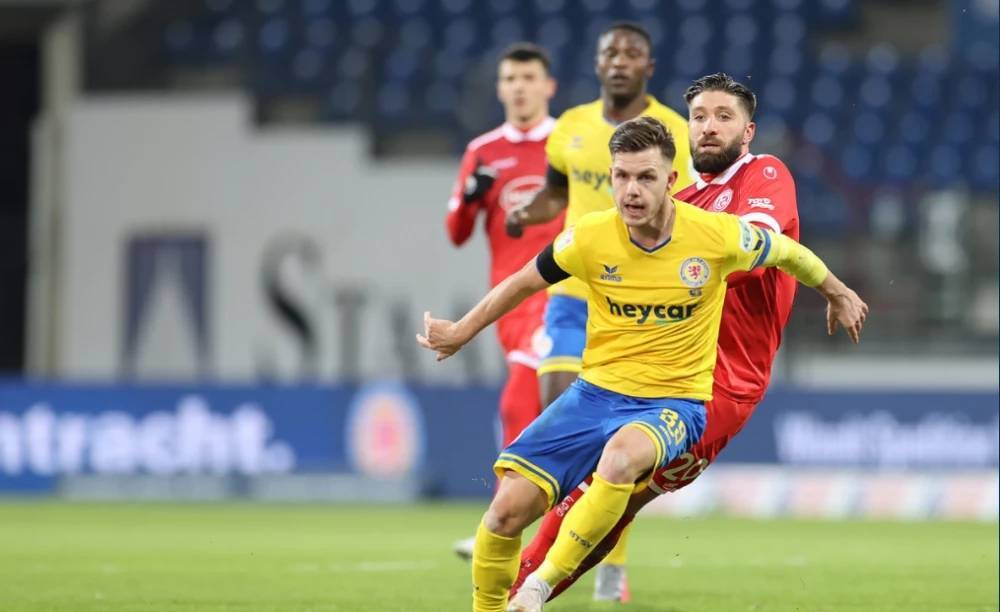 在这个夏季 在这个夏季