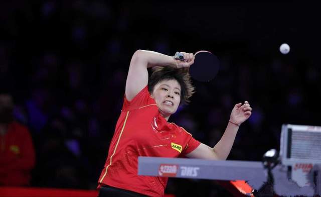 能够保持目 能够保持目